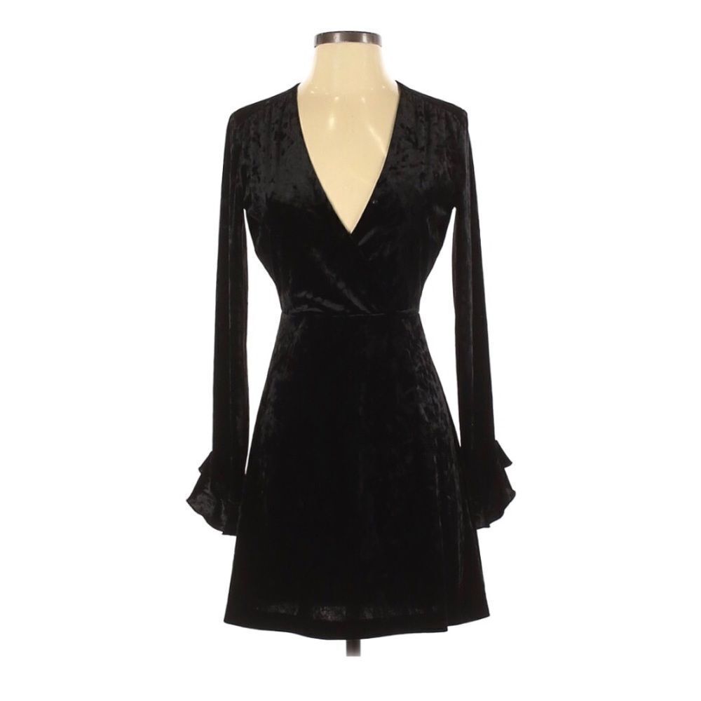 🆕Highline Collective Crushed Velvet Long Sleeve Dress
